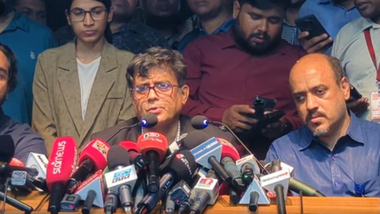 কথা বলছেন প্রেস সচিব