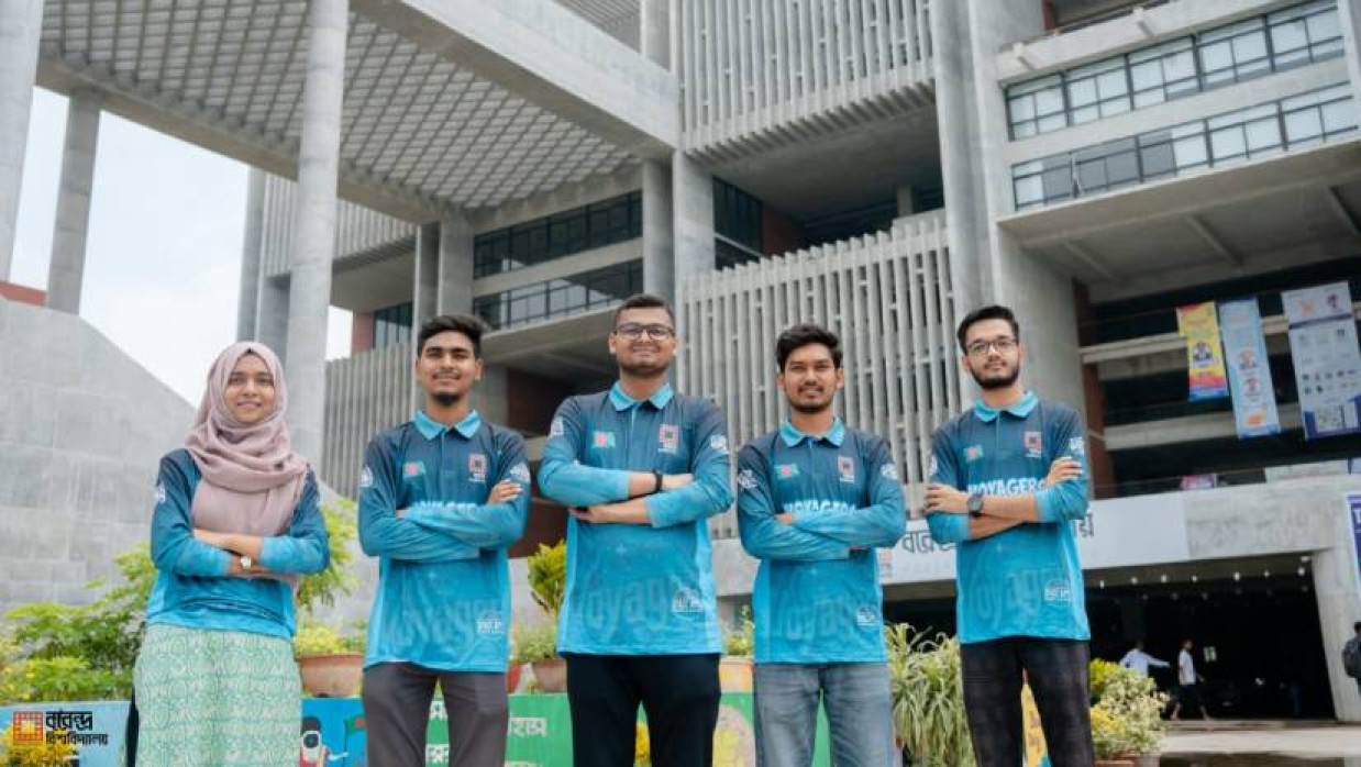‘টিম ভয়েজার্স’-এর ৫ সদস্য