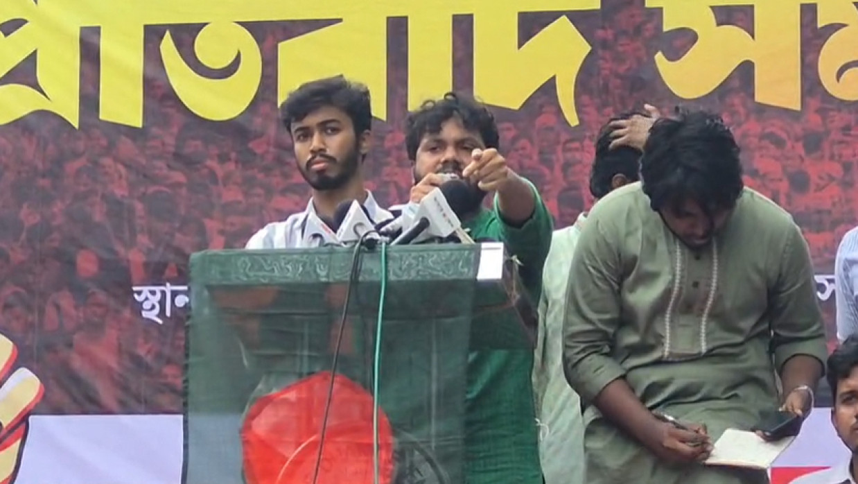 প্রতিবাদ সমাবেশে শরীফ ওসমান হাদী