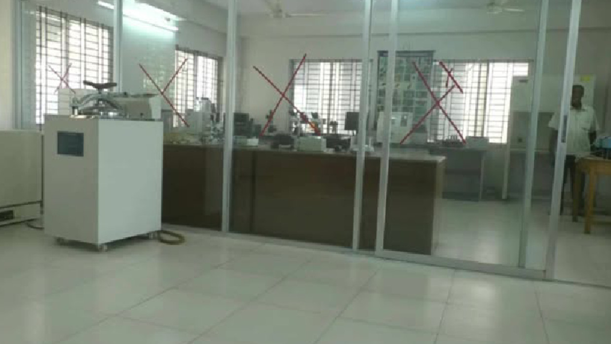 ল্যাব বন্ধ থাকায় ভোগান্তিতে কৃষক ও ব্যবসায়ীরা