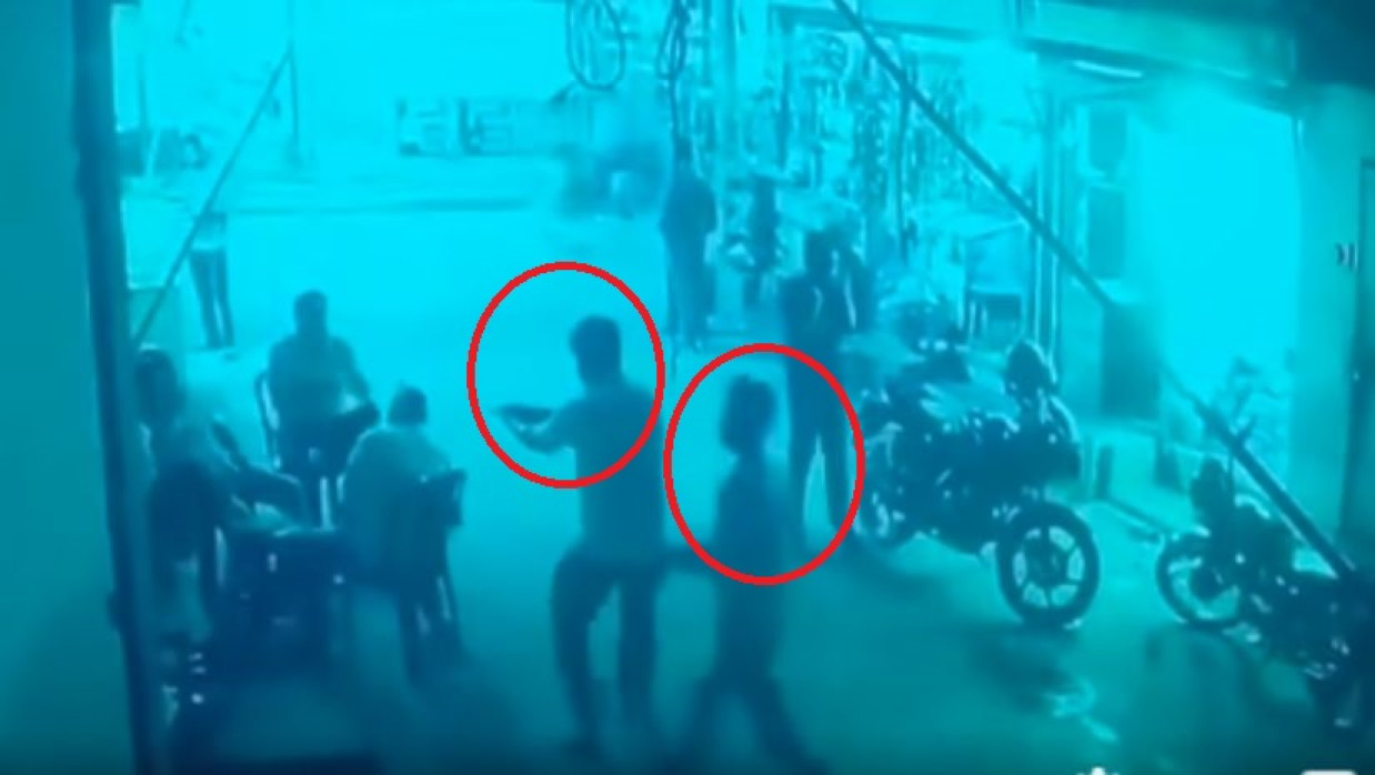 দুজন এসে এলোপাতাড়ি শ্যুট করে। সিসিটিভি ফুটেজ