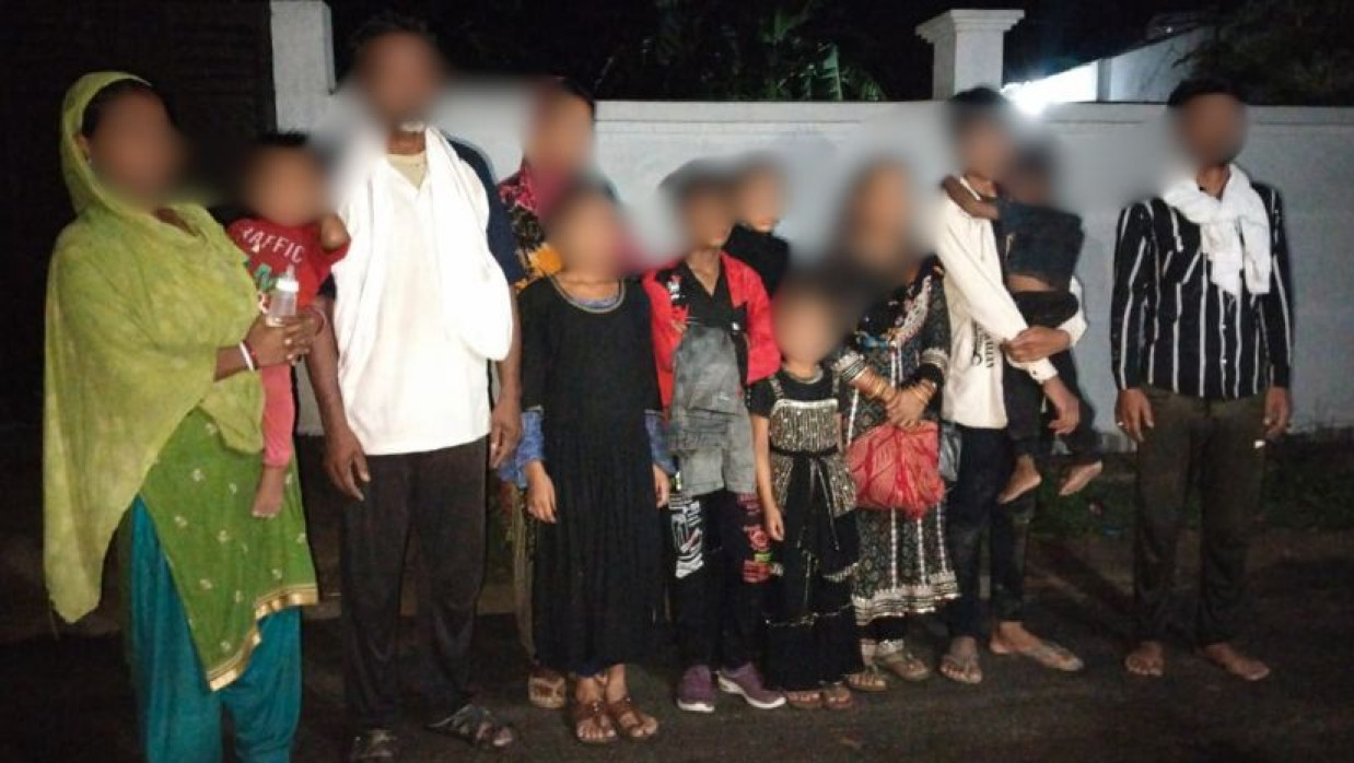 ভারতের ঠেলে পাঠানো ব্যক্তিদের মধ্যে কয়েকজন