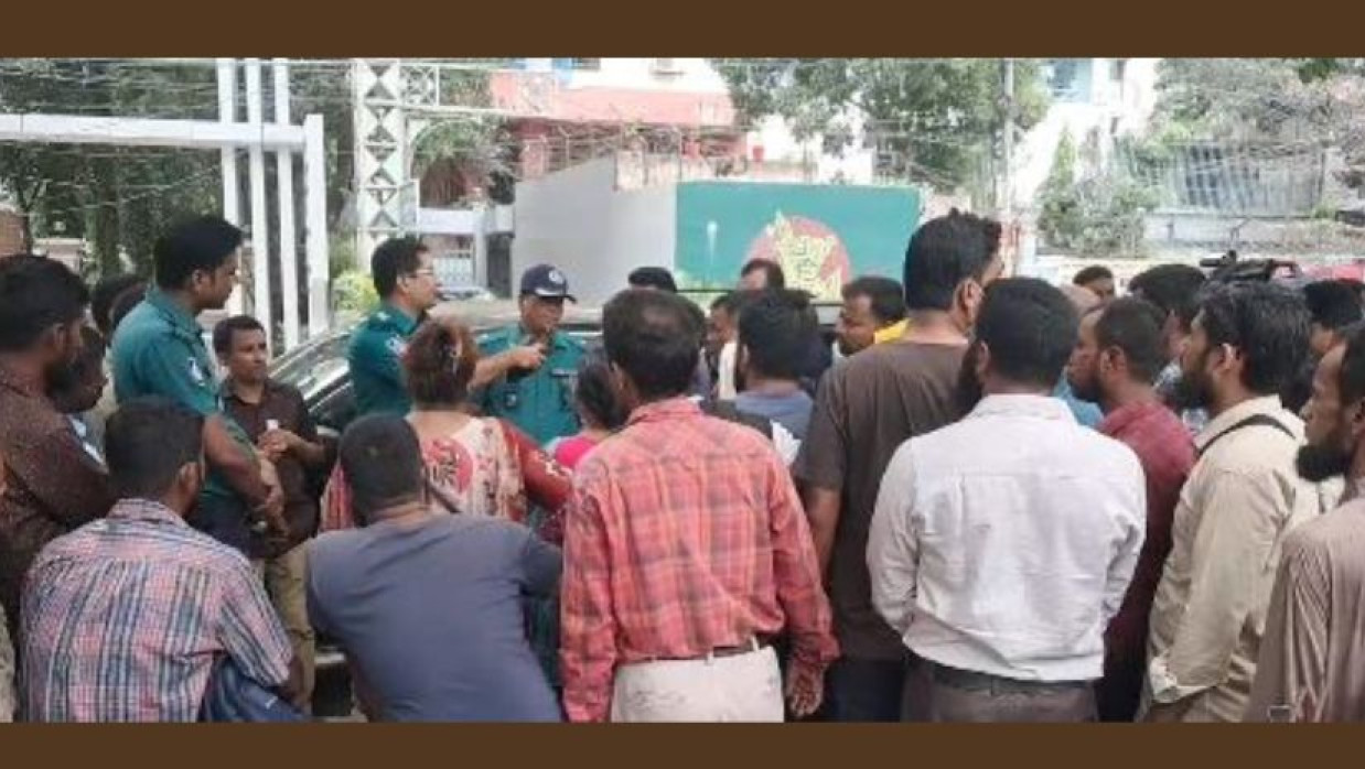 এনটিআরসিএতে শিক্ষকদের অবস্থান