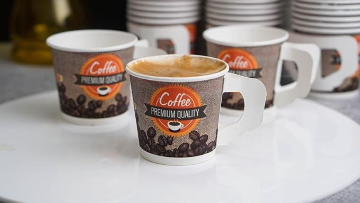 প্লাস্টিকের কাপ