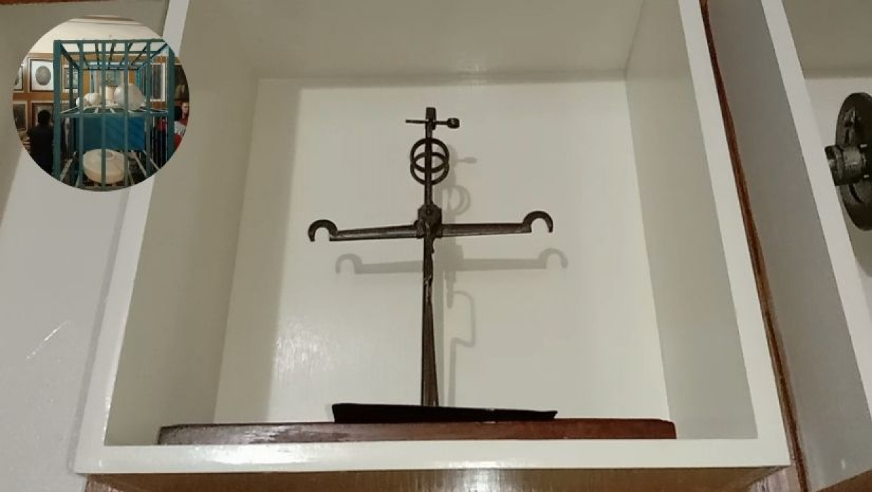 জাদুঘরে থাকা বিভিন্ন নিদর্শন