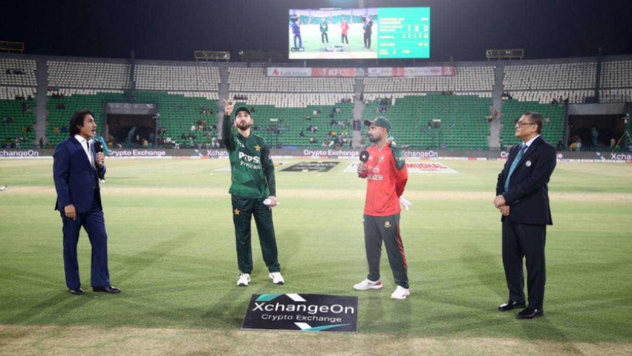 বাংলাদেশ-পাকিস্তান অধিনায়ক