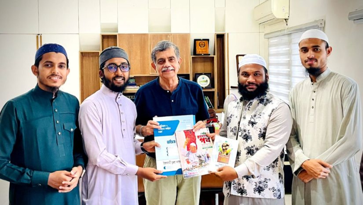 শিক্ষা উপদেষ্টার সঙ্গে ইসলামী ছাত্র আন্দোলন বাংলাদেশের প্রতিনিধি দল