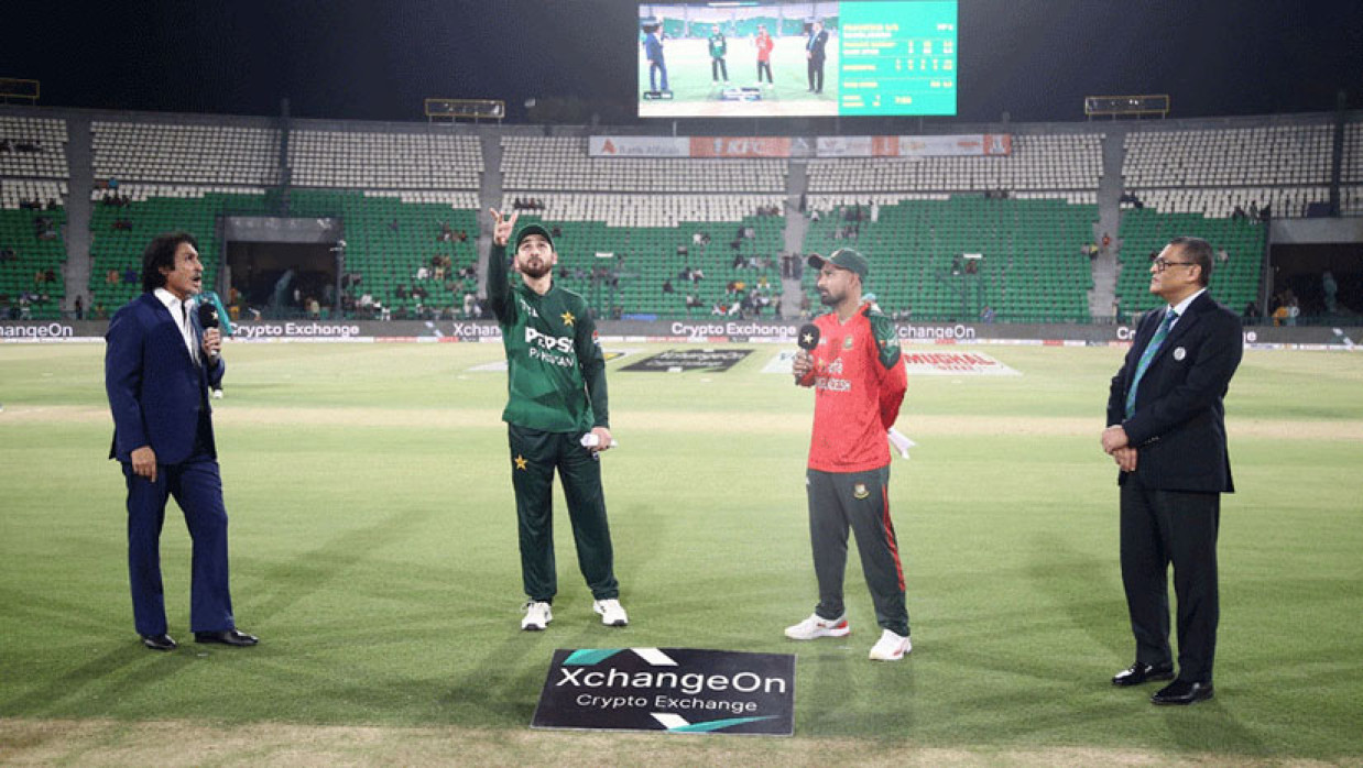 বাংলাদেশ-পাকিস্তান ম্যাচ 