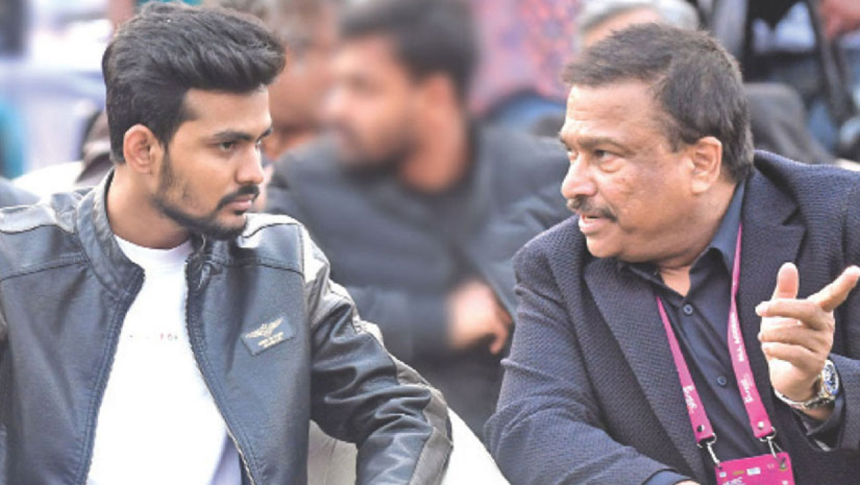 আসিফ মাহমুদ-ফারুক আহমেদ