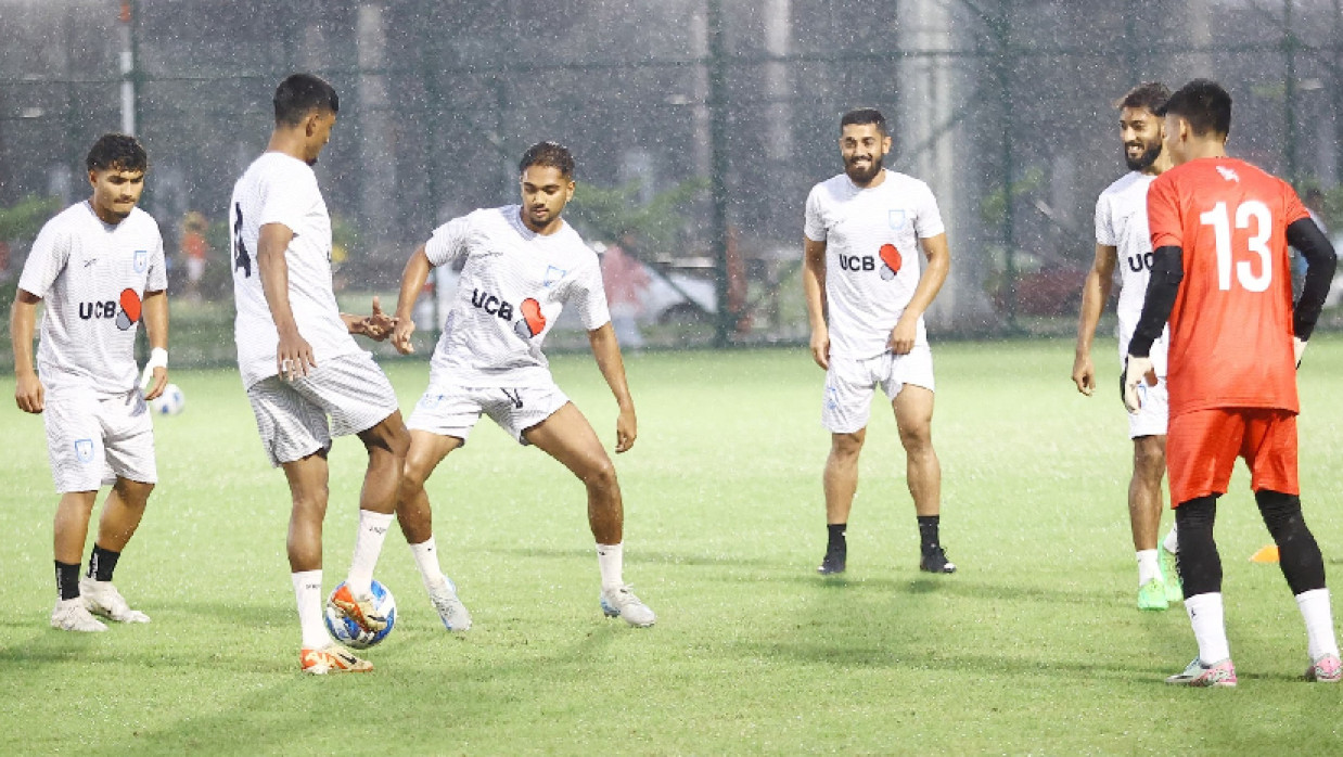 দেশের মাটিতে প্রথমবারের মতো অনুশীলন করেন ইতালিপ্রবাসী ফুটবলার ফাহামিদুল ইসলাম