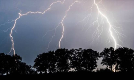 বিলে মাছ ধরতে গিয়ে বজ্রপাত দুই যুবকের মৃত্যু