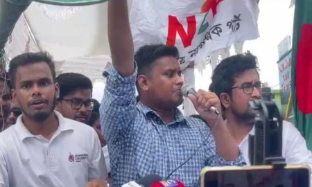 বাংলাদেশে কেউ দুইবারের বেশি প্রধানমন্ত্রী হতে পারবে না: হাসনাত আব্দুল্লাহ