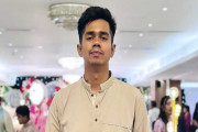 সাম্যের প্রথম জানাজা ঢাবির কেন্দ্রীয় মসজিদের সামনে
