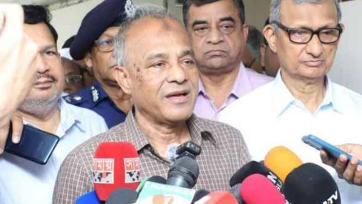 স্বরাষ্ট্র উপদেষ্টা লেফটেন্যান্ট জেনারেল মো. জাহাঙ্গীর আলম চৌধুরী (অব.)