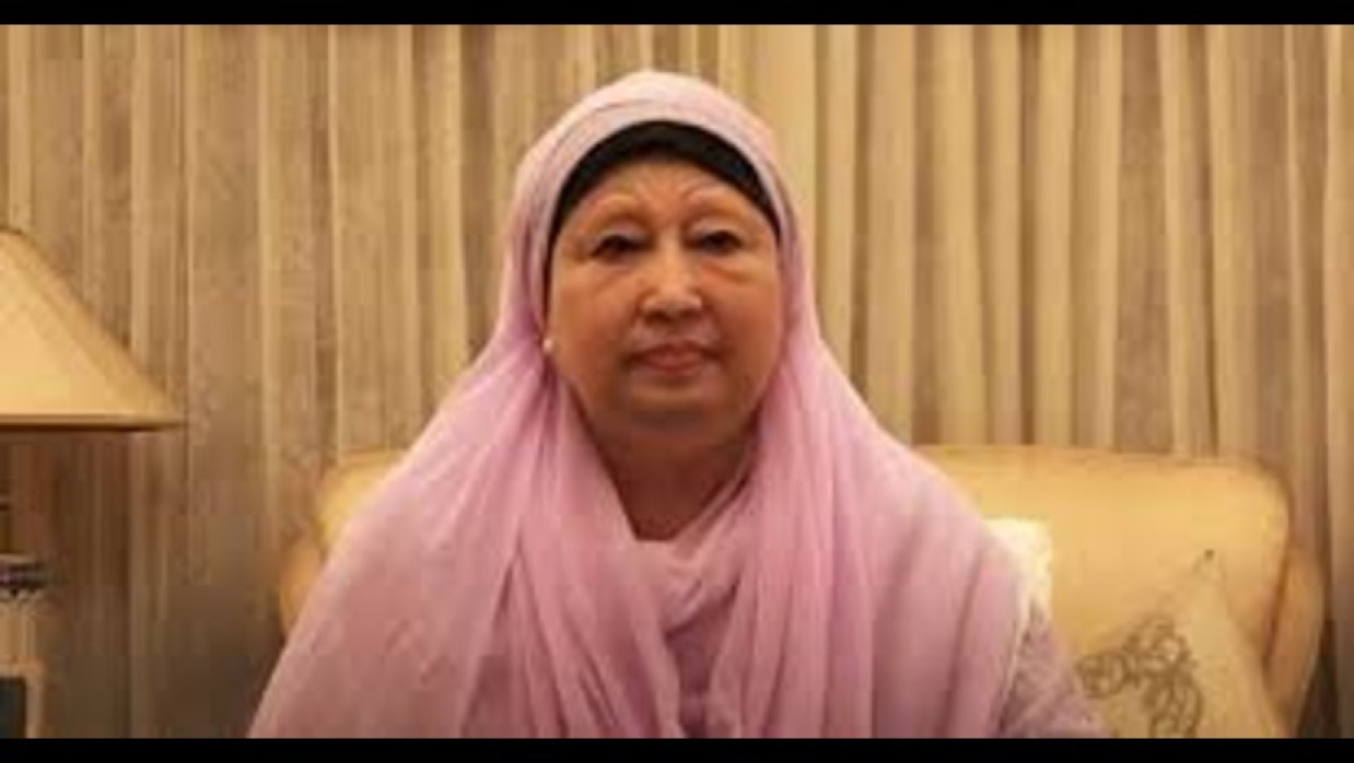 সাবেক প্রধানমন্ত্রী বেগম খালেদা জিয়া