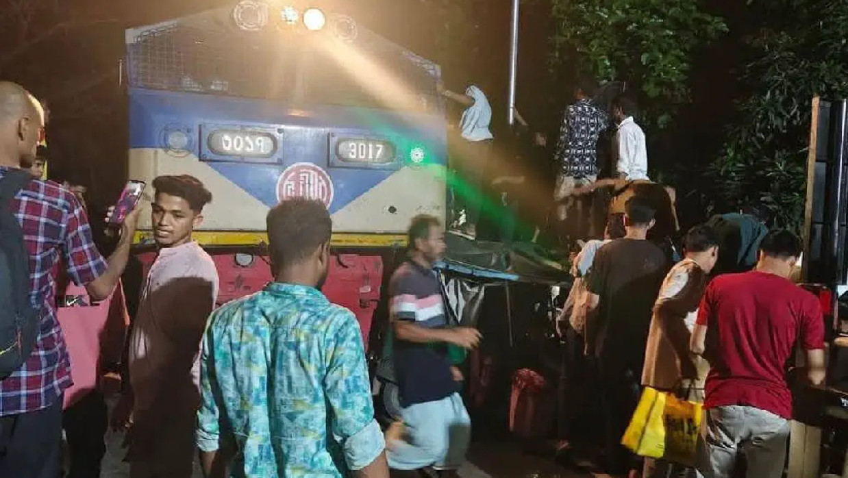 ট্রেন দুর্ঘটনা