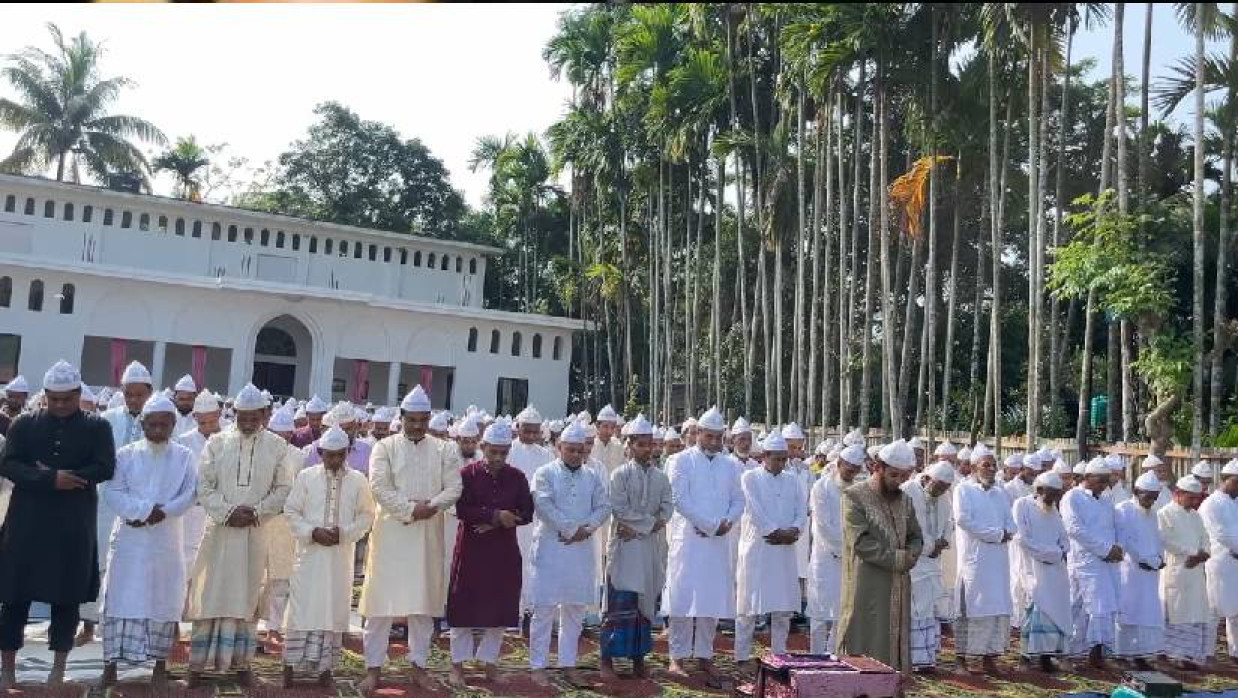 ঈদের জামাত