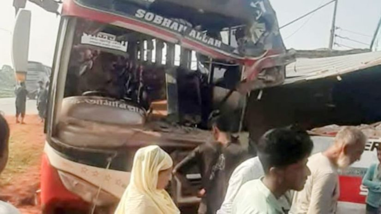 যাত্রীবাহী বাস