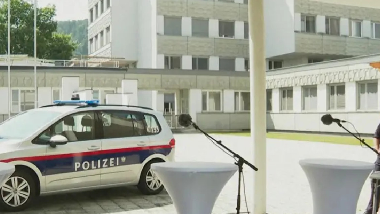 অস্ট্রিয়ায় স্কুলে গুলি করে হত্যাকারীর পরিচয় জানা গেল