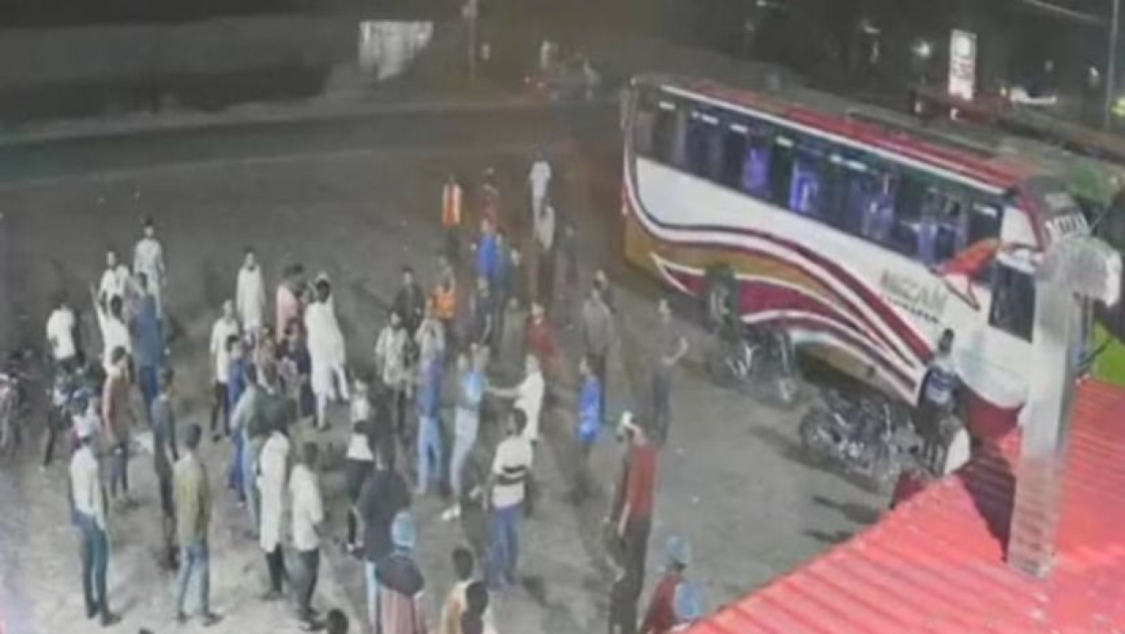 বৈষম্যবিরোধী নেতাদের ওপর হামলা