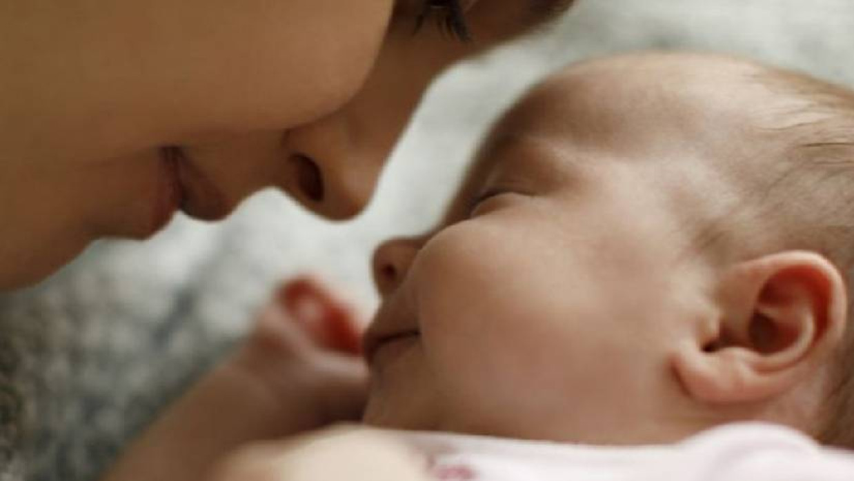 কমছে সন্তান জন্মহার