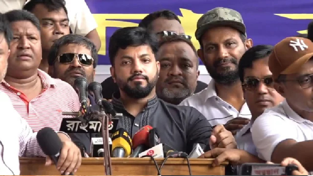 ইশরাক হোসেন