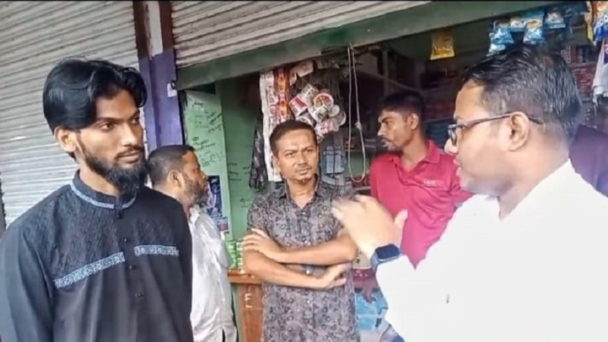 ভোলার বোরহানউদ্দিন উপজেলার নতুন হাকিমউদ্দিন বাজারে প্রশাসনের হস্তক্ষেপে চাঁদাবাজি বন্ধ হয়েছে