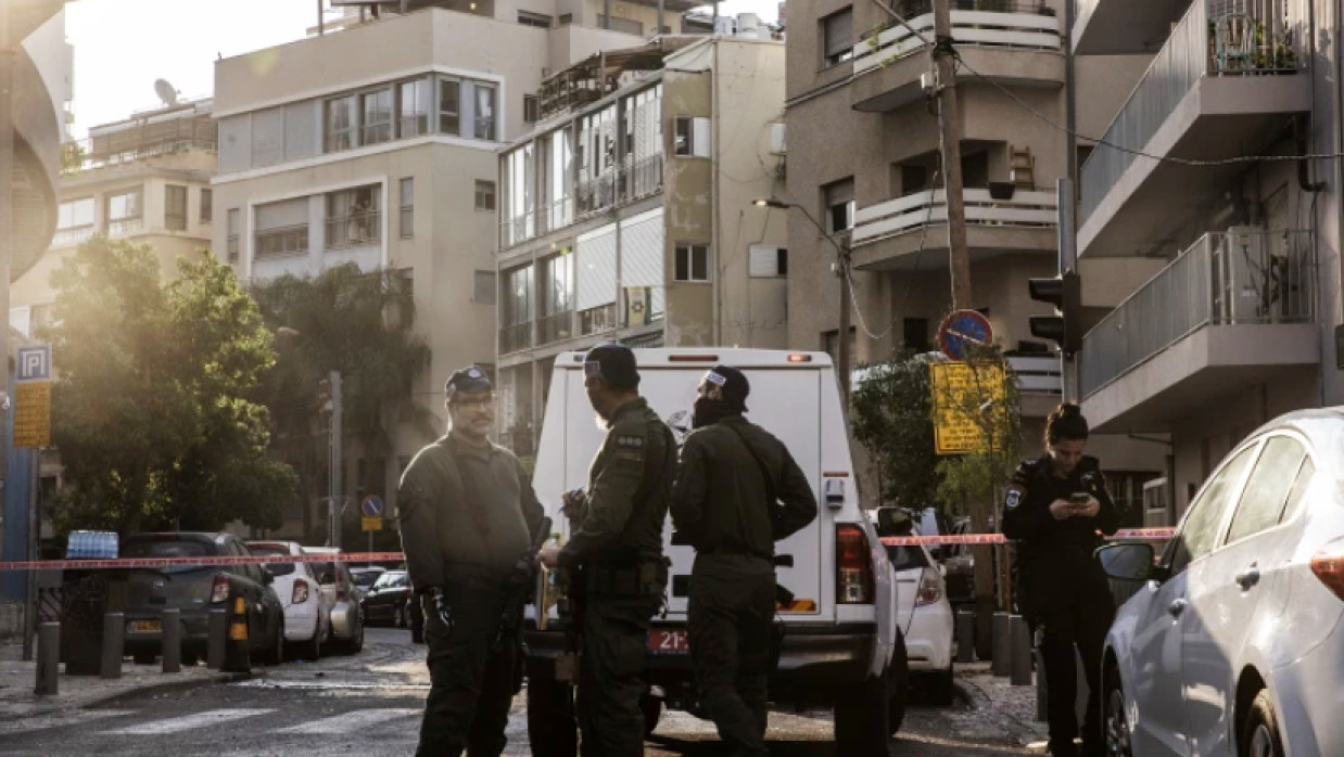 মার্কিন কনস্যুলেট অফিস ক্ষতিগ্রস্ত