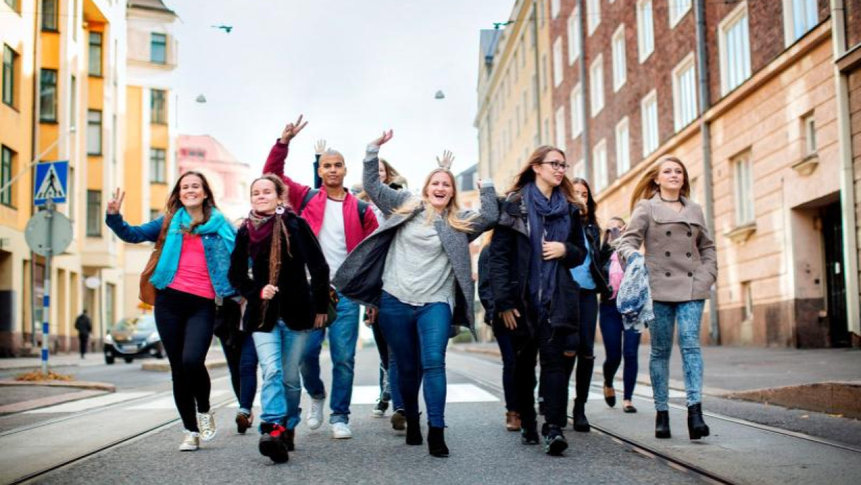 উত্তর ইউরোপের দেশ ফিনল্যান্ডে পড়াশোনা করতে চাইলে জেনে নিন খুঁটিনাটি