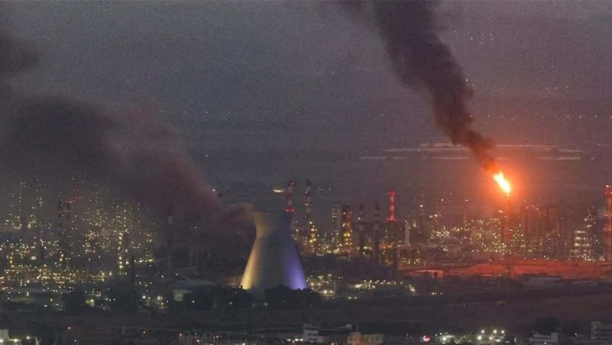 ইসরায়েল ও ইরানের তীব্র সংঘাতের মধ্যে চীনা নাগরিকদের দেশ ছাড়ার আহ্বান