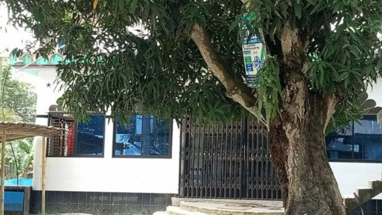 চিকনী সরকার পাড়া জামে মসজিদ