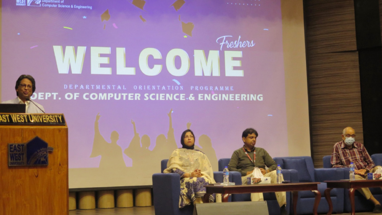 শিক্ষার্থীদের নবীন বরণ অনুষ্ঠান 