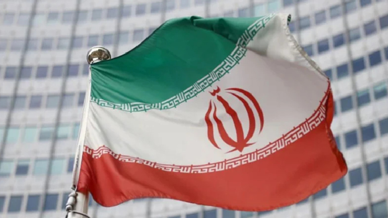 ইরানের জাতীয় পতাকা 