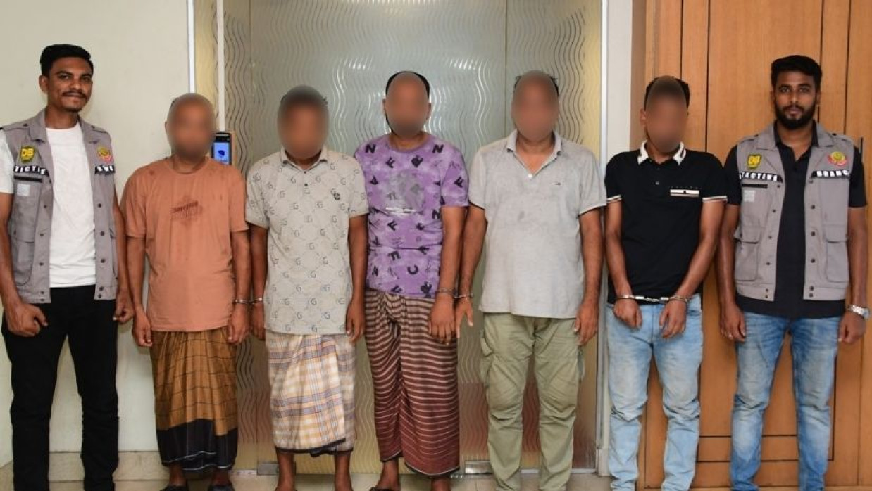 ডাকাতদলের ৬ সদস্য গ্রেপ্তার