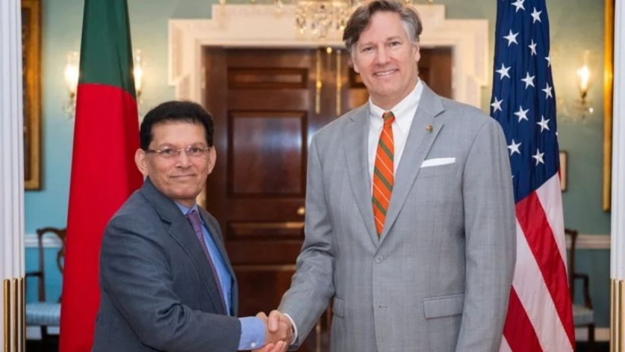  ড. খলিলুর রহমান ও ক্রিস্টোফার ল্যান্ডাউয়ের সাক্ষাৎ 