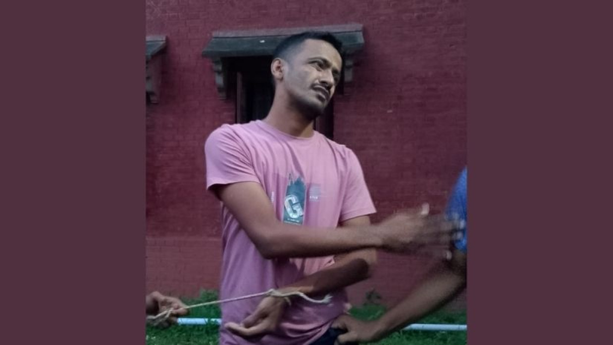 ঢাবির কার্জন হলে নারী শিক্ষার্থীদের সঙ্গে অশোভন আচরণের অভিযোগে বহিরাগত আটক