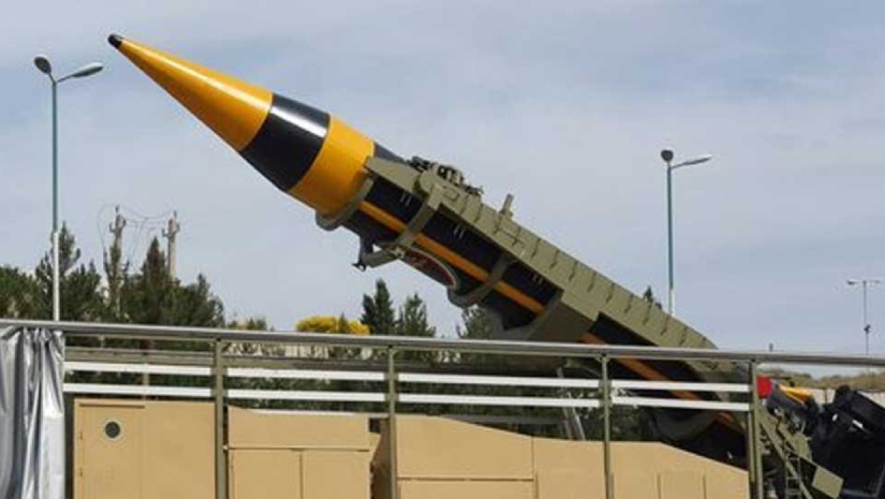 ইরানের অত্যাধুনিক খোররামশাহর ক্ষেপণাস্ত্র