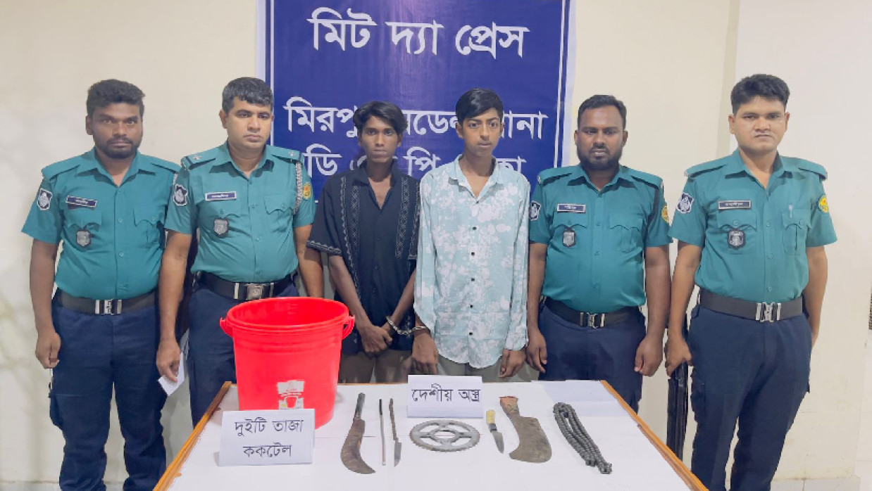 আটক ছাত্রলীগের ২ কর্মী