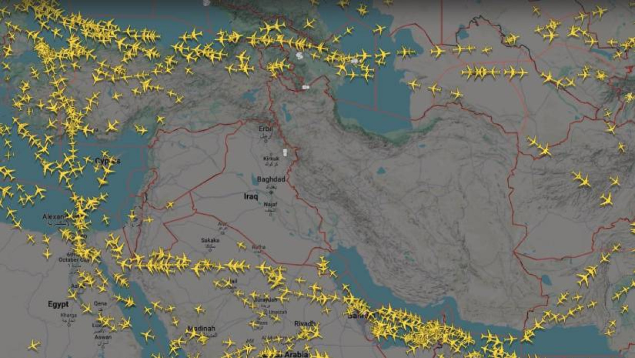 ইসরায়েলের আকাশসীমা বন্ধ