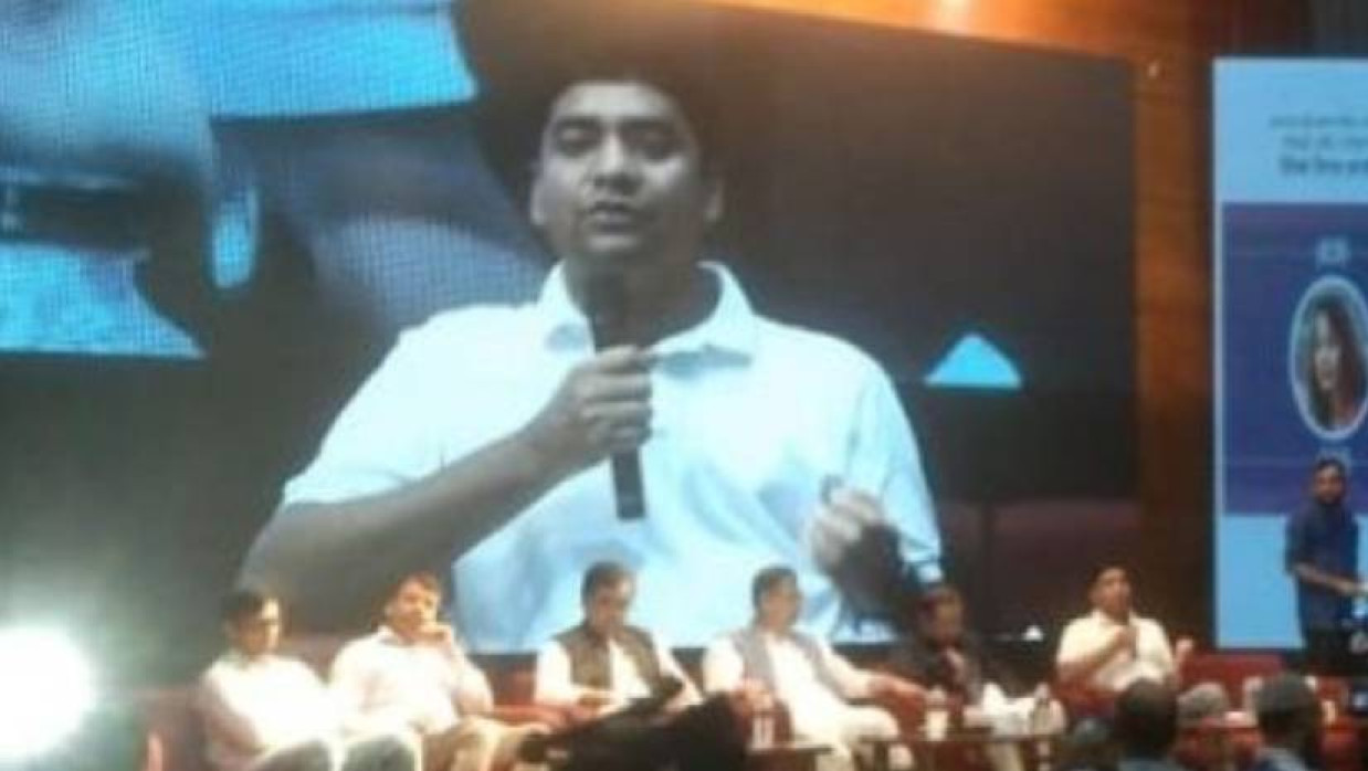 অনুষ্ঠানে বক্তব্য দিচ্ছেন ছাত্রদলের সাধারণ সম্পাদক নাছির উদ্দিন