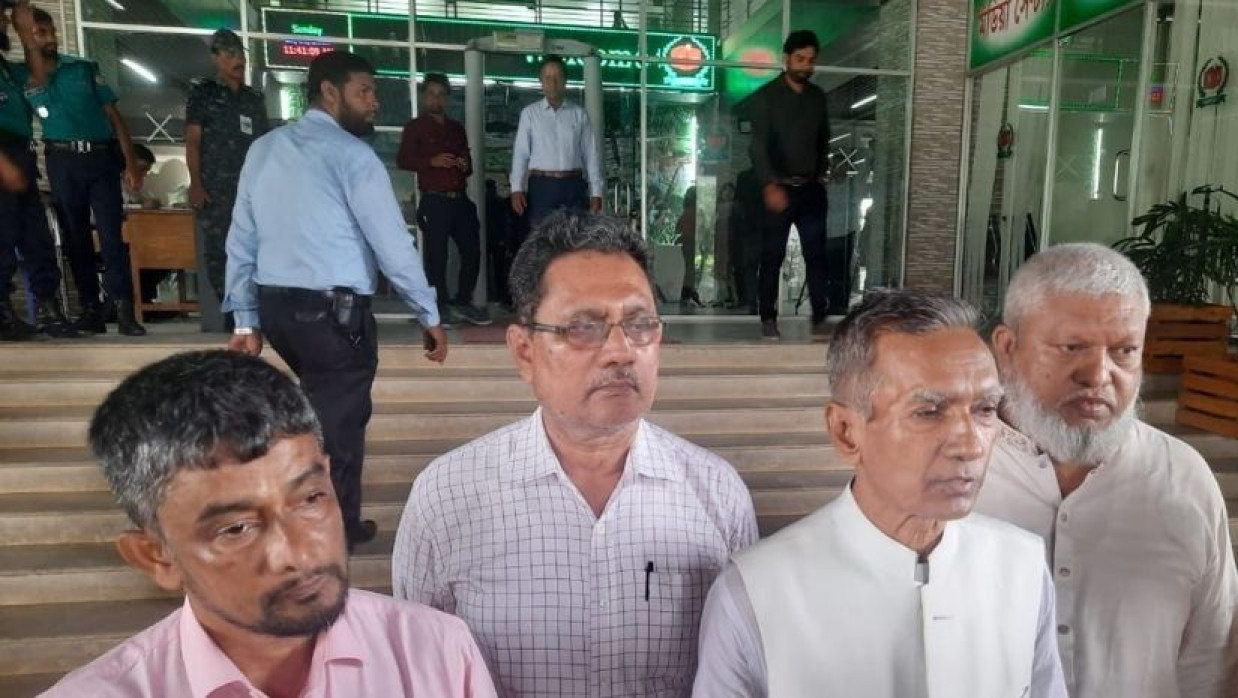 নিবন্ধন পেতে ইসিতে নতুন নতুন দলের ভিড়