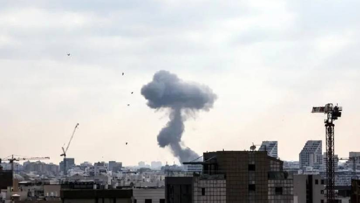 বিমান হামলা