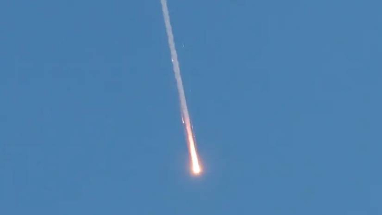 ইসরায়েলের আকাশে ইরানি ক্ষেপণাস্ত্র