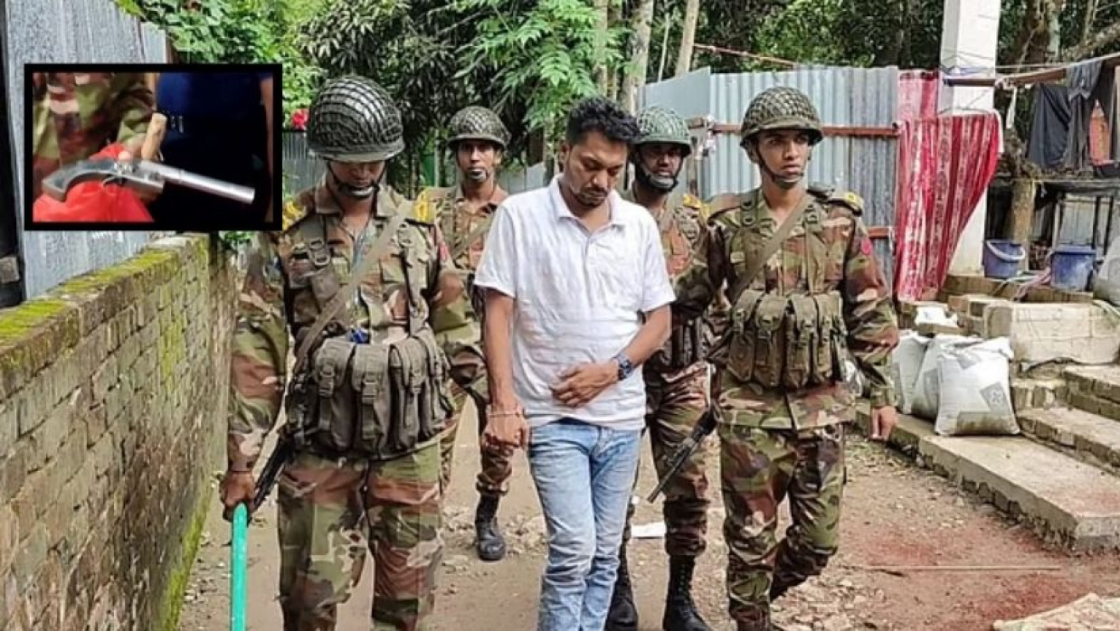 মাগুরা জেলা ছাত্রদল নেতা সবুজ আটক (ইনসেটে উদ্ধারকৃত অস্ত্র)