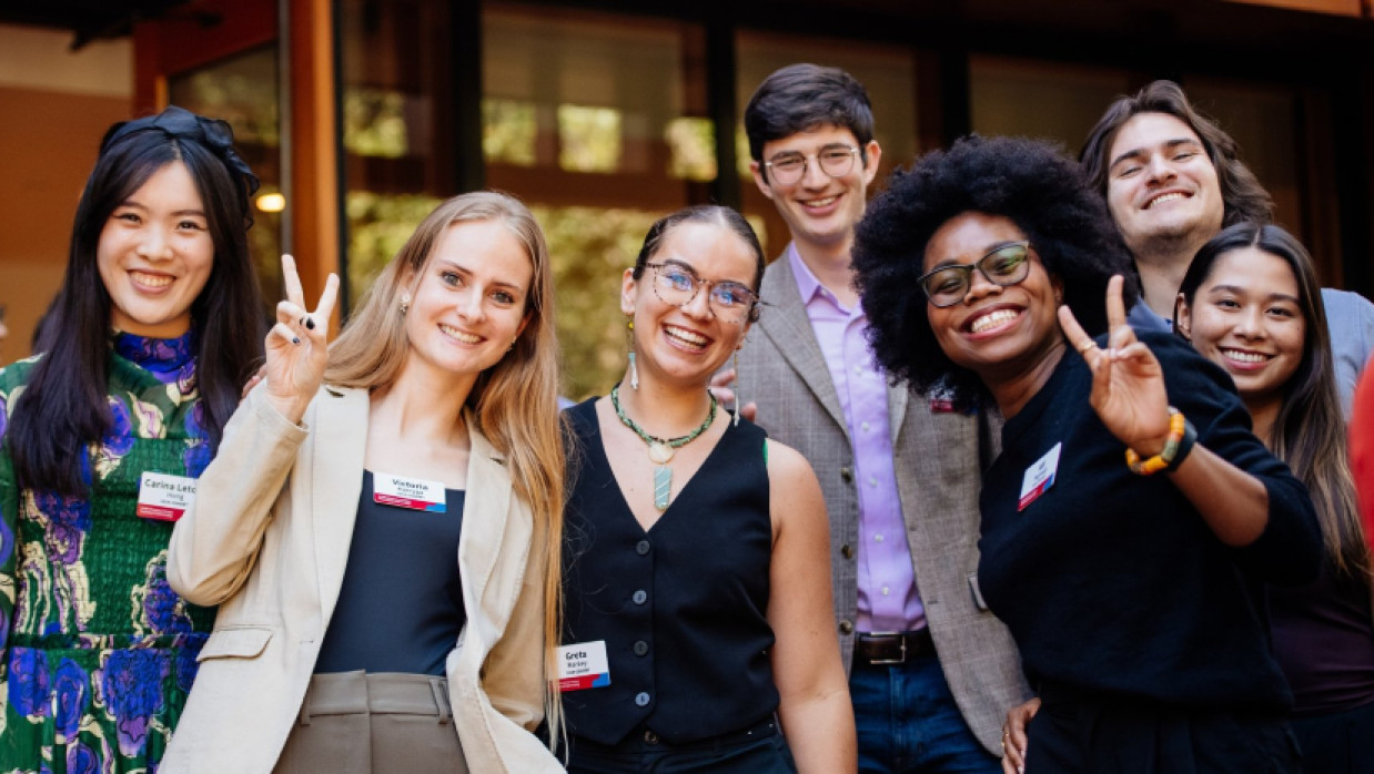 যুক্তরাষ্ট্রে নাইট হেনেসি স্ট্যানফোর্ড ইউনিভার্সিটি স্কলারশিপে স্নাতকোত্তর-পিএইচডি করতে আবেদন করুন এখনই