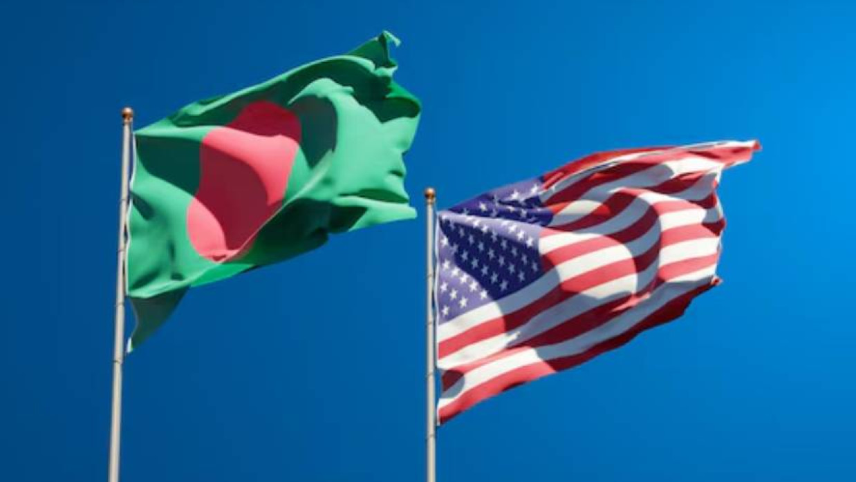 বাংলাদেশ ও যুক্তরাষ্ট্রের পতাকা