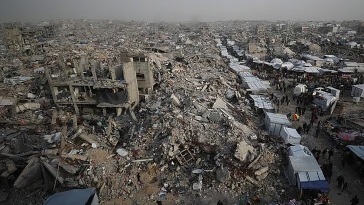 ইসরায়েলি বর্বরতায় একরকম মাটিতে মিশে যাওয়া গাজা উপত্যকা