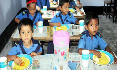১৫০ উপজেলায় স্কুল ফিডিং কর্মসূচি চালু হচ্ছে, বরাদ্দ ২,১৫৪ কোটি টাকা