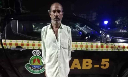 ছোট ভাইকে কুপিয়ে হত্যা, বড় ভাই গ্রেপ্তার