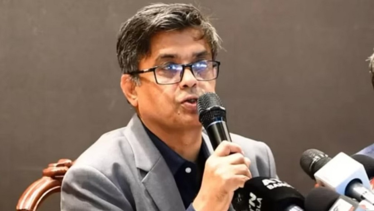 অন্তর্বর্তী সরকারের প্রধান উপদেষ্টার প্রেস সচিব শফিকুল আলম